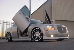 Vertikální otevírání dveří LSD Chrysler / Dodge 300/300C typ LX (09/04-)