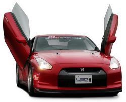Vertikální otevírání dveří LSD Nissan GT-R typ R35 (02/08-)