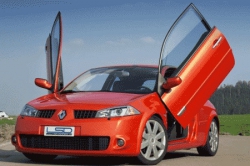 Vertikální otevírání dveří LSD Renault Megane typ M Sport, cabrio (05/04-)