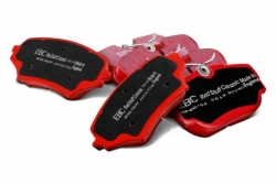 Přední brzdové destičky EBC Redstuff na AC 428 7.0 (67-74)