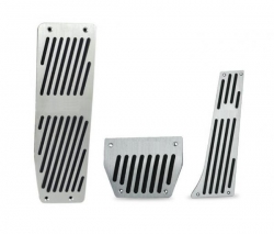 Pedály ProRacing pro BMW X1 E84 / X3 E83 / F25 / X4 F26 / X5 E53 / E70 / X6 E71 / E72 / Z4 E85 / E86 / E89 bez loga - automatická převodovka - stříbrné