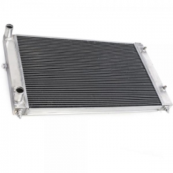 Hlinikový závodní chladič Jap Parts Audi A4 / S4 1.6/1.8/2.0/1.9TDI (96-00)