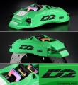 Přední brzdový kit D2 Racing pro Proton Savvy 1.3 (05-11), 6-pístkové brzdiče verze Sport, pevné kotouče 286x26mm