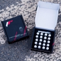 Sada kolových šroubů Japan Racing JB1 závit M14 x 1,5 - 28mm délka závitu - chrom