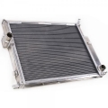 Hlinikový závodní chladič Jap Parts BMW E36 320i/323i/325i/328i včetně M3 (92-00)