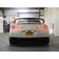 Karbonové mezikusy pro zvýšení základny zadního spoileru Knight Racer Nissan GT-R R35