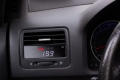 Přídavný budík P3 Gauges do ventilace pro VW Golf 5 vč. GTi/TDi (05-08) - boost analog