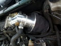 Sportovní kit sání Pipercross na Citroen Saxo 1.6i 8V VTR 88PS černé ventilové víko (05/96-12/99)