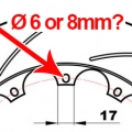 Přední brzdové kotouče D2 Racing 330x32mm - děrované - pevné - šrouby M8 (2011-)